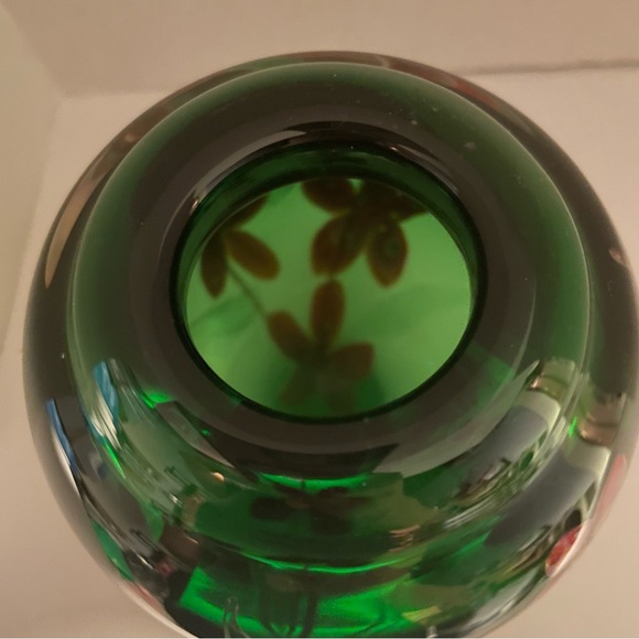 Vintage MCM Murano Emerald Green Glass Vase with Pink Flowers, Sommerso - Picture 4 of 9